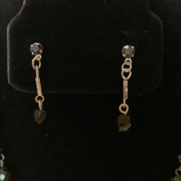 Black shaved beads Necklace and earning - Picture 2 of 3